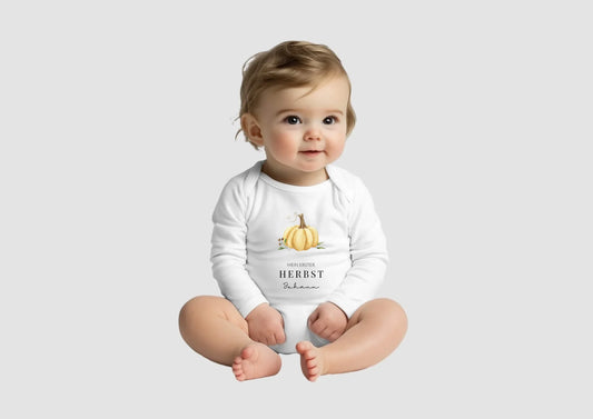 Klassicher Babystrampler Langärmlig - "Mein erster Herbst"