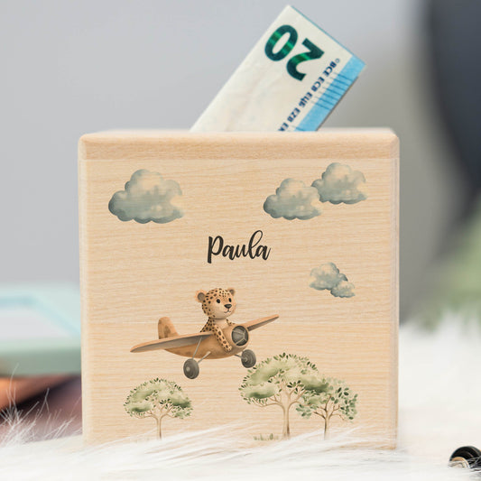 Spardose Personalisiert Leopard im Flugzeug